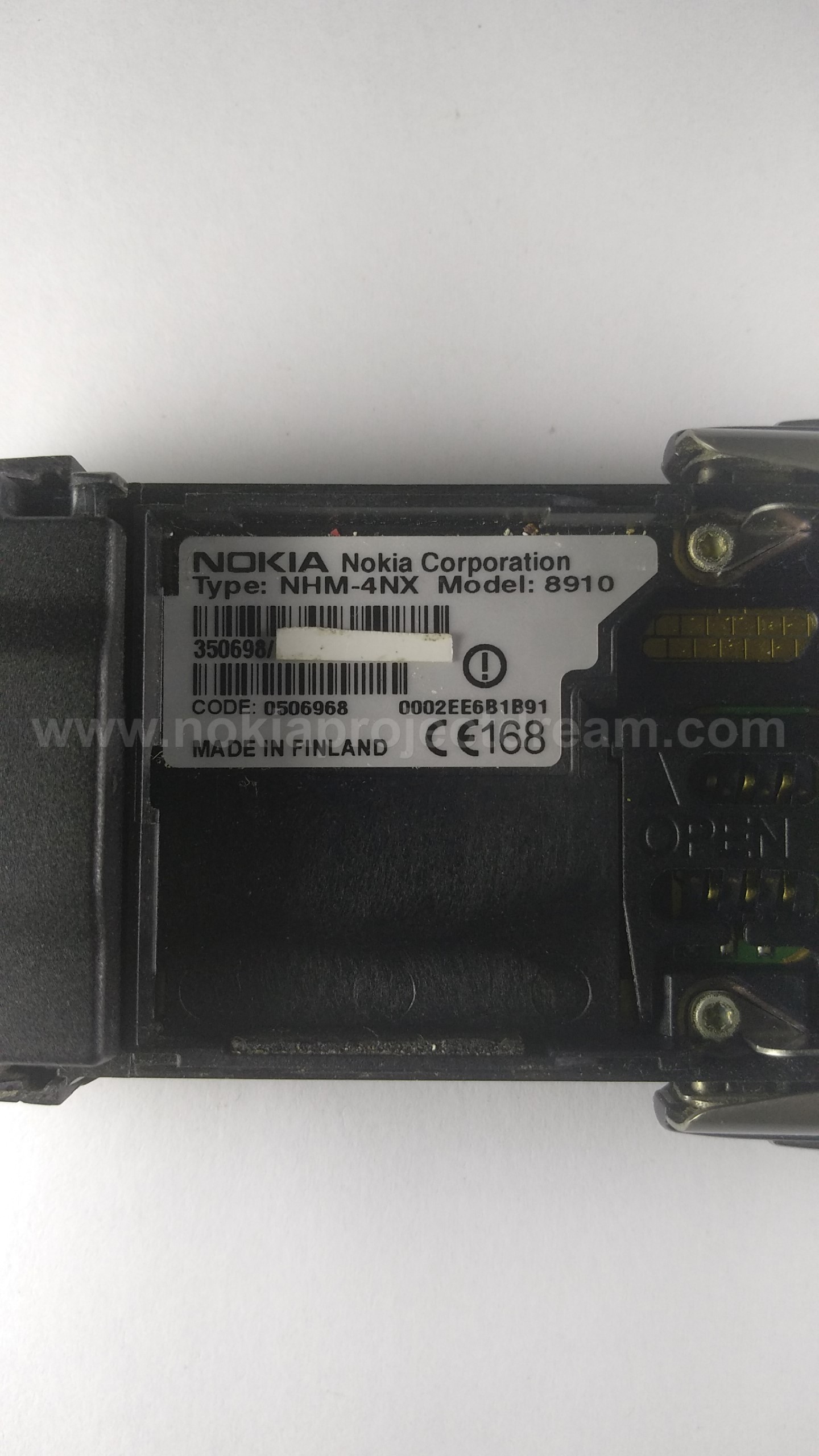 Nokia NHM-4NX 8910 チタン スライド式 本体他 Nokia NHM-4NX 8910 チタン スライド式 本体他